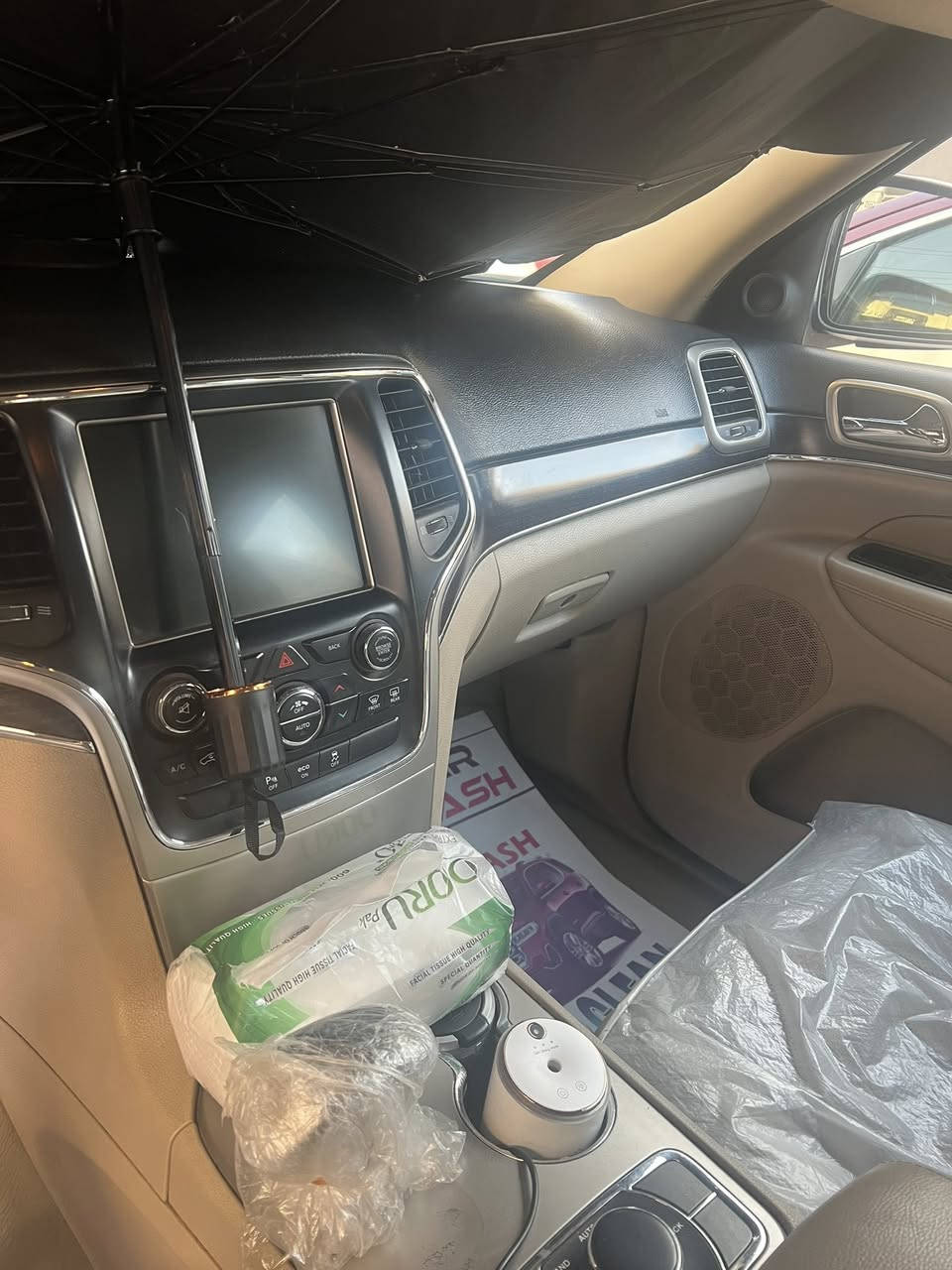 جيب 2014 ليمتد خليجي
مكفولة من الصبغ والحادث
السعر 235 
الاتصال على ***********
