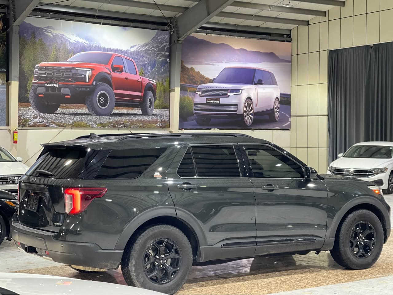 𝟐𝟎𝟐𝟑 𝐅𝐎𝐑𝐃 𝐄𝐗𝐏𝐋𝐎𝐑𝐄𝐑-𝐓𝐈𝐌𝐁𝐄𝐑𝐋𝐈𝐍𝐄

‎فورد اكسبلور (TIMBERLINE) موديل : 2023
‎اللوان : اسود
‎عدد المقاعد ( 7.راكب )
‎عداد المسافة : ٤١ الف
‎حجم المحرك : 2.3L TURBO ( 4,سلندر )
‎ ( بجم وخلفي كبس )
‎ ( مكفول دعامية لدعامية بشرط )
( فقط  جاملغ +بونيت صبغ و بدون ارباكات )
(ارباك هەموو بیلادە نەتەقیوە)
‎ژمارە كاتی نەشكاوە (۳مانگی لەگەڵە)
‎المواصفات : 𝐓𝐈𝐌𝐁𝐄𝐑𝐋𝐈𝐍𝐄
‎فـــول فـــول مـــواصفـــات 1/1
‎دفع رباعي : 𝟒𝐖𝐃
‎فتحة سقف بانورما
‎كيج الكتروني
‎بصمة ابواب
‎بصمة تشغيل
‎تشغيل عن بعد ,𝐑𝐄𝐌𝐎𝐓𝐄 𝐒𝐓𝐀𝐑𝐓
‎سيتم سماعات ,𝐁𝐀𝐍𝐆&𝐎𝐋𝐔𝐅𝐒𝐄𝐍
‎شاشة دشبول ديجيتال
‎شاحن هاتف لاسلكي 
‎كاميرة °360 
‎كاميرة امامي
‎كاميرة جانبي
‎كاميرة خلفي
‎كير ماوس 
‎هاند بريك بصمة
‎اوتو هولد (𝐀𝐔𝐓𝐎 𝐇𝐎𝐋𝐃)
‎اوتو ستارات (𝐀𝐔𝐓𝐎 𝐒𝐓𝐀𝐑𝐃)
‎اوتو ستوب (𝐀𝐔𝐓𝐎 𝐒𝐓𝐎𝐏)
‎رادار امامي (تحديد مسار)
‎رادار جانبي  (نقاط عمياء)
‎رادار خلفي (التحذير من الاصطدام)
‎حساسات °360
‎حساسات امامي 
‎حساسات جانبي
‎حساسات خلفي
‎نظام (𝐄𝐂𝐎)
‎نظام (𝐍𝐎𝐑𝐌𝐀𝐋)
‎نظام (𝐒𝐏𝐎𝐑𝐓)
‎نظام (𝐓𝐎𝐖/𝐇𝐀𝐔𝐋)
‎نظام (𝐒𝐋𝐈𝐏𝐏𝐄𝐑𝐘)
‎تحكمات استيرن
‎استيرن هيتر 
‎كشنات جلد
‎كشنات كهربائي 
‎كشنات هيتر 
‎صندوق شفط كهربائي 
‎لايتات ليـــ𝐋𝐄𝐃ـــد وعدسة زينون بلادي
‎بلوجكترات ليـــ𝐋𝐄𝐃ـــد بلادي
‎بكلايتات ليـــ𝐋𝐄𝐃ـــد بلادي
‎ويــــل كــــروم 

رقم شاصي : 1FMSK8JH7PGA13282
‎تفاصيل اكثر الاتصال على ارقام التالية

☎️***********
☎️***********

۲٦۷$
‎عنوان📍 رانيه رانية, السليمانية
