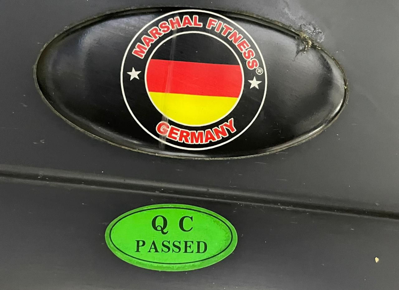 جهاز جري نضيف اخو جديد 
جهاز يتحمل وزان 150نضام جبلي 
دبل مطور جهاز مستعمل شهرين بعد بلجيس 
فول موصفاته عنوان بغداد زعفرانيه وتوصيل موجود


**إذا كنت صاحب هذا الإعلان وتريد حذفه لأي سبب، رجاءا أرسل رسالة إلى الدعم الفني**