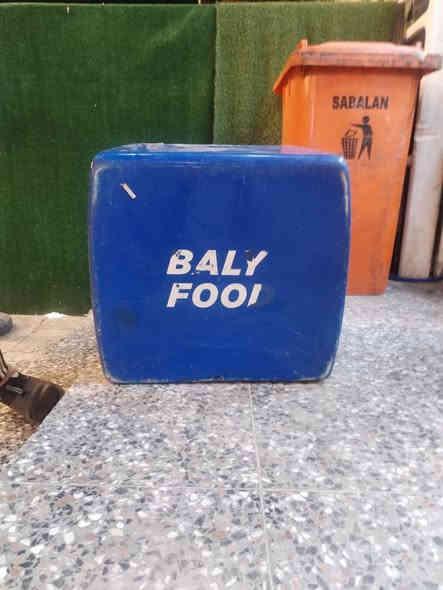 صندوك دليفري  ب٣٥ كامل هوه وراصتته 
٣٥ 
*********** 
مكاني مدينه الصدر
