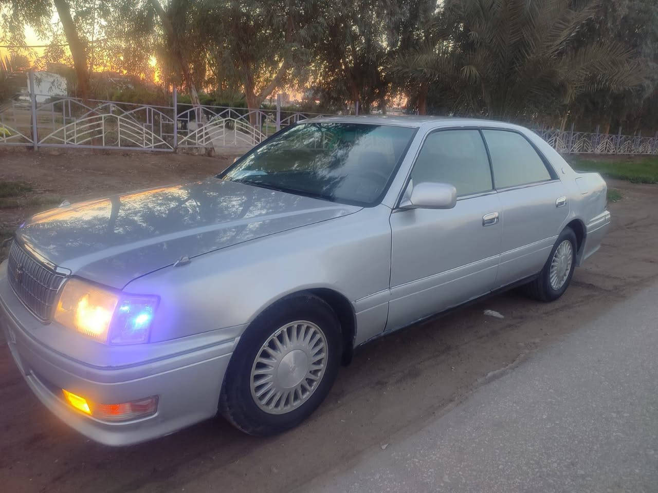 راس الثور موديل 96 مكفولة من ضربه وكص ونقل جثه
فقط صبغ جماليه 

مكينه 3 آلاف فيشتين 

جاهزه رقم قادسيه بسمي 

سنويه ماصاقطه 26

السياره ابسمي

***********.      السعر 90 وبيه مجال للطيبين
