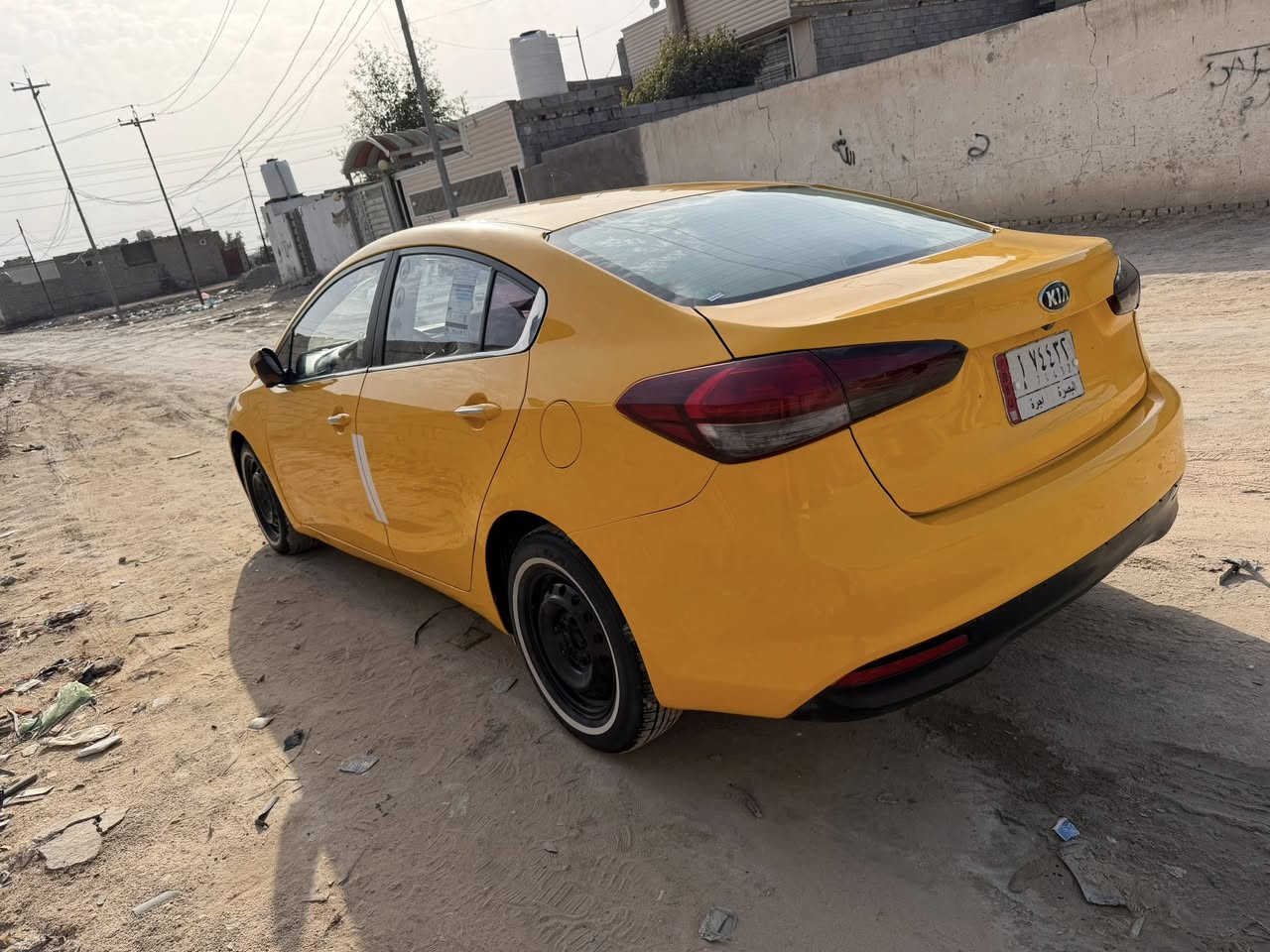 يالله السلام عليكم للبيع او المراوس  كيا سيراتو  وارد كوري مديل 2016
مكينه 1600 دكشن عالي كير مكينه كارتون 

حداديه طخم تاير تبريد كله جاهز 

فوصل مواصفات  ماعدا الفتحه 

شاشه بصمه كامرات كشنات جلد تحكمات جهتين سياره فول للأخير 

سعرها 110 وبيها مجال 

مكاني ناصريه مركز 

رقمي ***********
