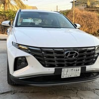 عندي توسان 2024 خليجي السيارة كفاله عامه من الصبغ والضربه والتبديل الس...