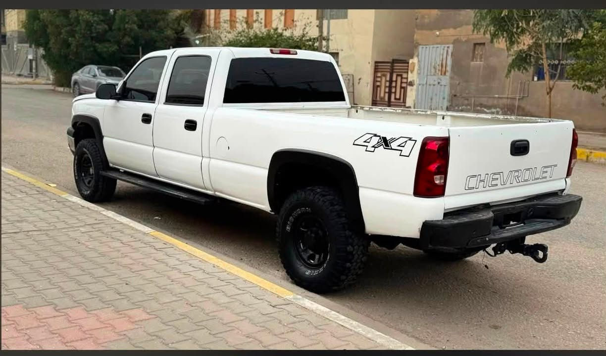 سلفادور موديل 2006 مزاد وزاره الداخليه 
محرك 8 سلندر 6100 كير 1000 كفاله 
حداديه جديده تبريد شغال لايت عالي زنون كشنات جلد ارظيه جلد  وكاله عامي بسمي سياره خير من الله 
سعر 65 وبيها مجال لشراي مكان 
بصره  رقم ***********
