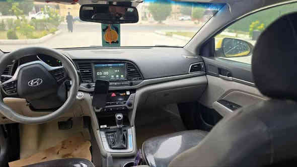 السلام عليكم
للبيع فقط النترا ٢٠١٧ محرك ٢٠٠٠ دوش 
بغداد انكليزي باسمي تحويل ثاني يوم 
كير مكينه مكفوله ممفتوحات
لمتد فول مواصفات 
٦ سماعات انفنتي 
لايت وبك لايت لد 
كشنات جلد  خزن كشن كهرباء 
٤ كشنات تدفئة 
مرايه قلاب 
سياره جاهزه وحلوه احلا من الصور تخم تاير جاهزه مدوشمه سفاري كشنات وارضيه
حادثها جاملغ عكس السايق مبدل بدون ارباك بدون دواخل  
صور حادث ماعندي 
للتواصل 
***********
***********
