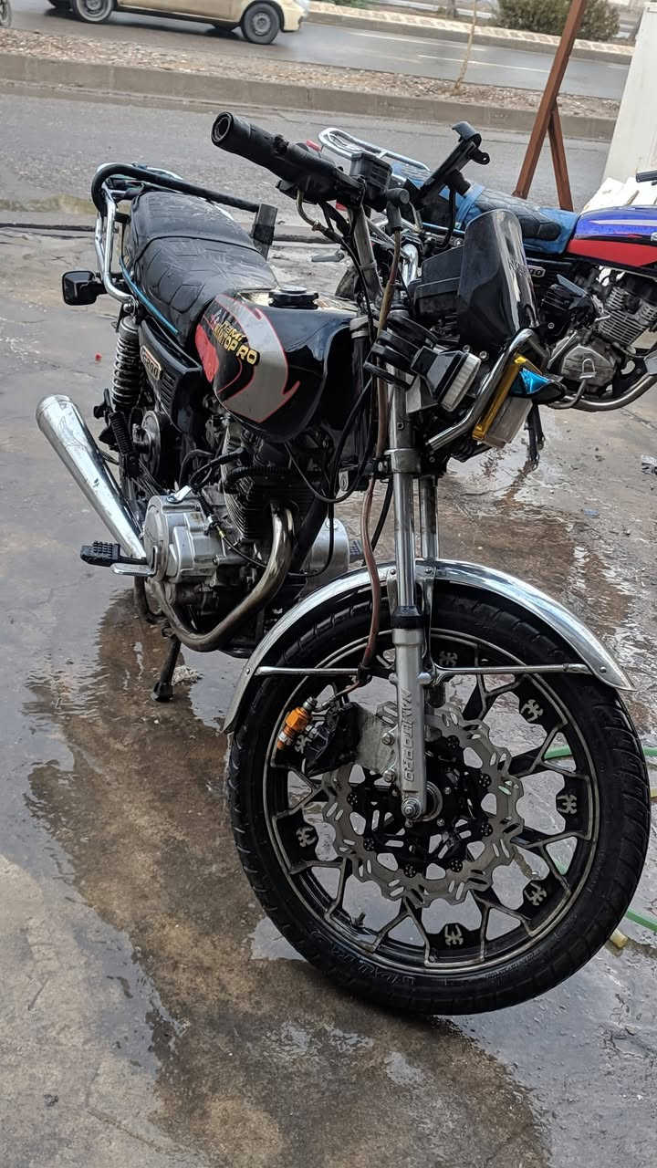 للبيع ماطور نامي برو موديل 2024 راس 200 ومنفيس موجود لتواصل. ***********
