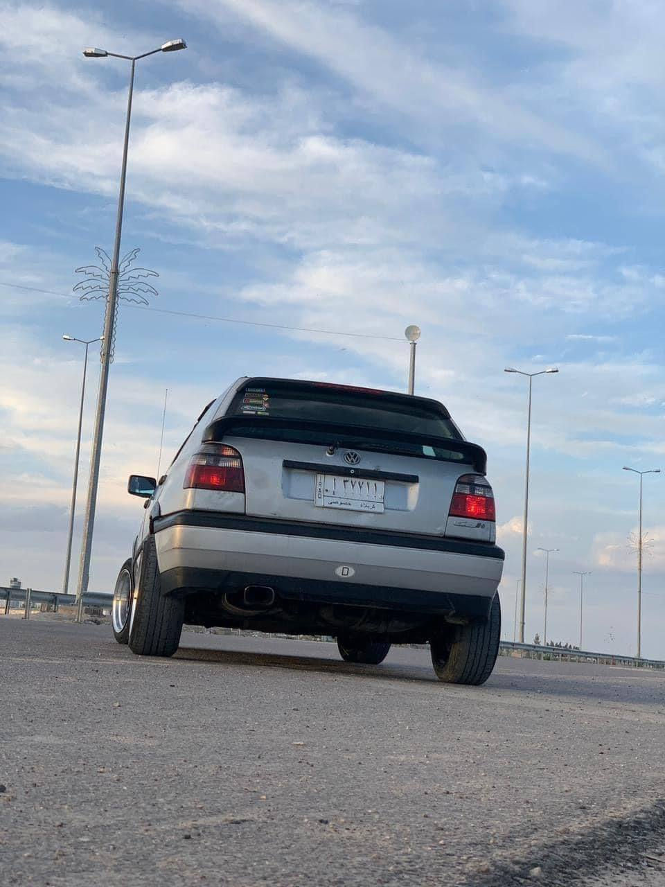 سلام عليكم كولف 93
كير اوتو مكينة بلادية نظيفة
سعر 32$ وبيها مجال حك الجية 
مكاني بغداد ابو غريب 
رقم كربلاء سنوية 2019
سيارة خير من الله نقصها ترتيب بسيط
***********
