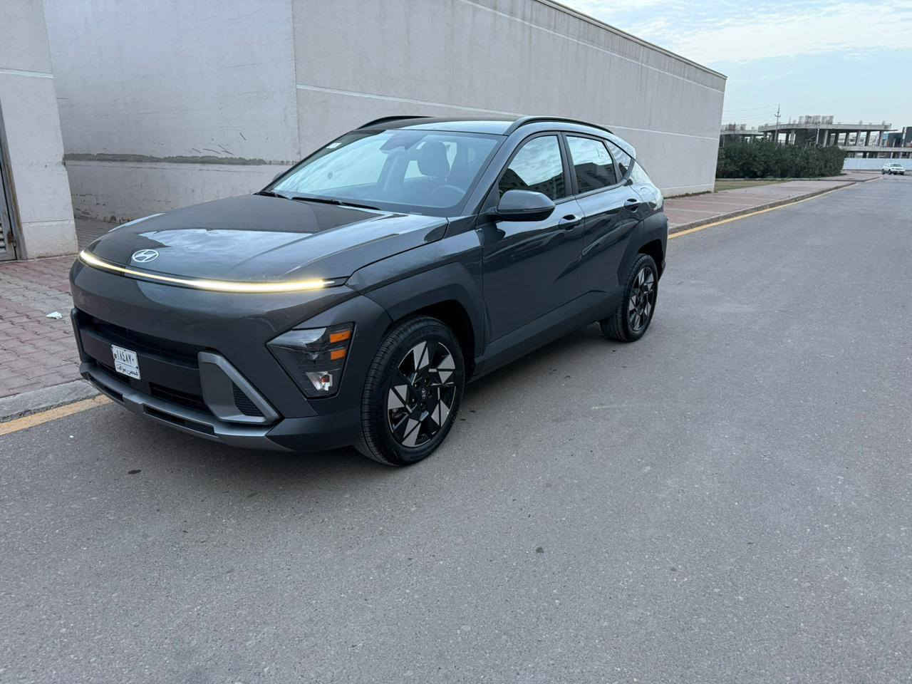 سلام عليكم كونا ٢٥ ماشيه ٨٠٠٠ فقط دخول جديد فول مواصفات عدا السلايد  حادث بسيط جدا موجوده بالصور فقط جاملغ وراجع بارد تبديل دعاميه نفس الون ولايت سياره جديده بمعنى الكلمه زيرو منفيست باسمي تحويل مباشر سياره بدون صبغ فقط تكحيل كارت  بجم كبس تبريد لون مميز  موصفات هوايه بيها  تجي تشوفها مكان حي العدل بغداد.  الاتصال فقط بالرقم واتساب. ***********. ماجاوب خاص فقط واتساب او اتصال. بغداد, العراق
