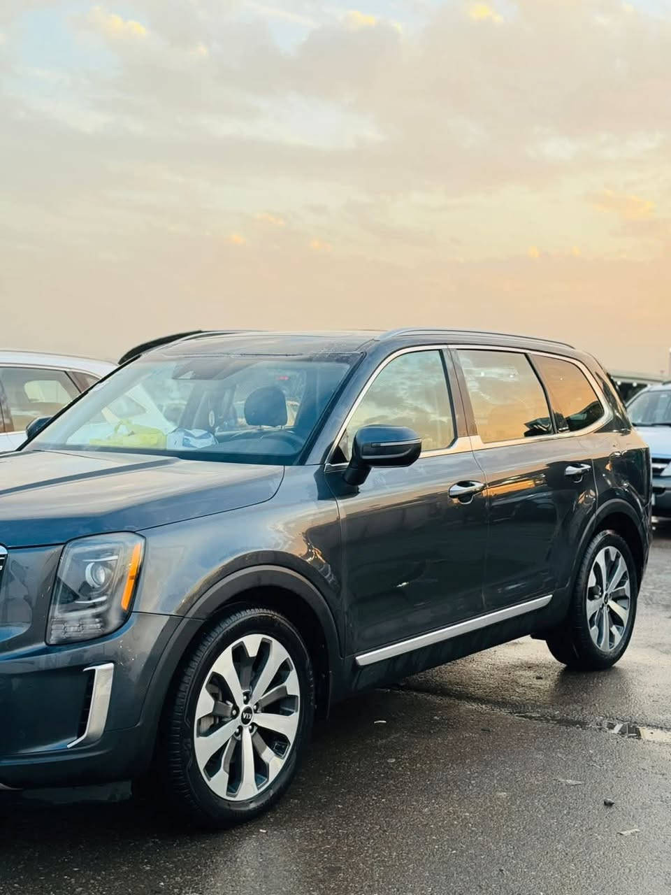 🚘 Kia Telluride 2020 – وارد أمريكي 🇺🇸

🔹 محرك 6 سلندر
🔹 7 راكب
🔹 فتحة سقف
🔹 فول مواصفات
🔹 كشنات جلد كهرباء
🔹 الممشى: 64 ألف
🔹 حادث وارد

✨ السيارة بيها هواي مواصفات إضافية

📞 للاستفسار:***********
