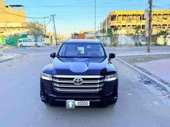 السلام عليكم لاندكروز 2025 ساز ام الضمان بحالة الزيرو مكفولة كفالة عامه مغلفه ppf ماشية 7 الف
مواصفاتها معروفه
3شاشات
رادار
هاند بريك بصمه
اوتو هولد
كشن 3حركات 
كشنات تبريد 
رقم بغداد مميز
سعرها 760$ وبيها مجال بسيط للاستفسار الاتصال. 
*********** بغداد
