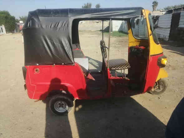 تكتك بياجو موديل ٢٠٢٠ الون احمر كامله شغاله كبل للشارع السعر مليون ٢٥٠ وبيه مجال مكاني بغداد هاذه الرقم *********** ولثير ***********
