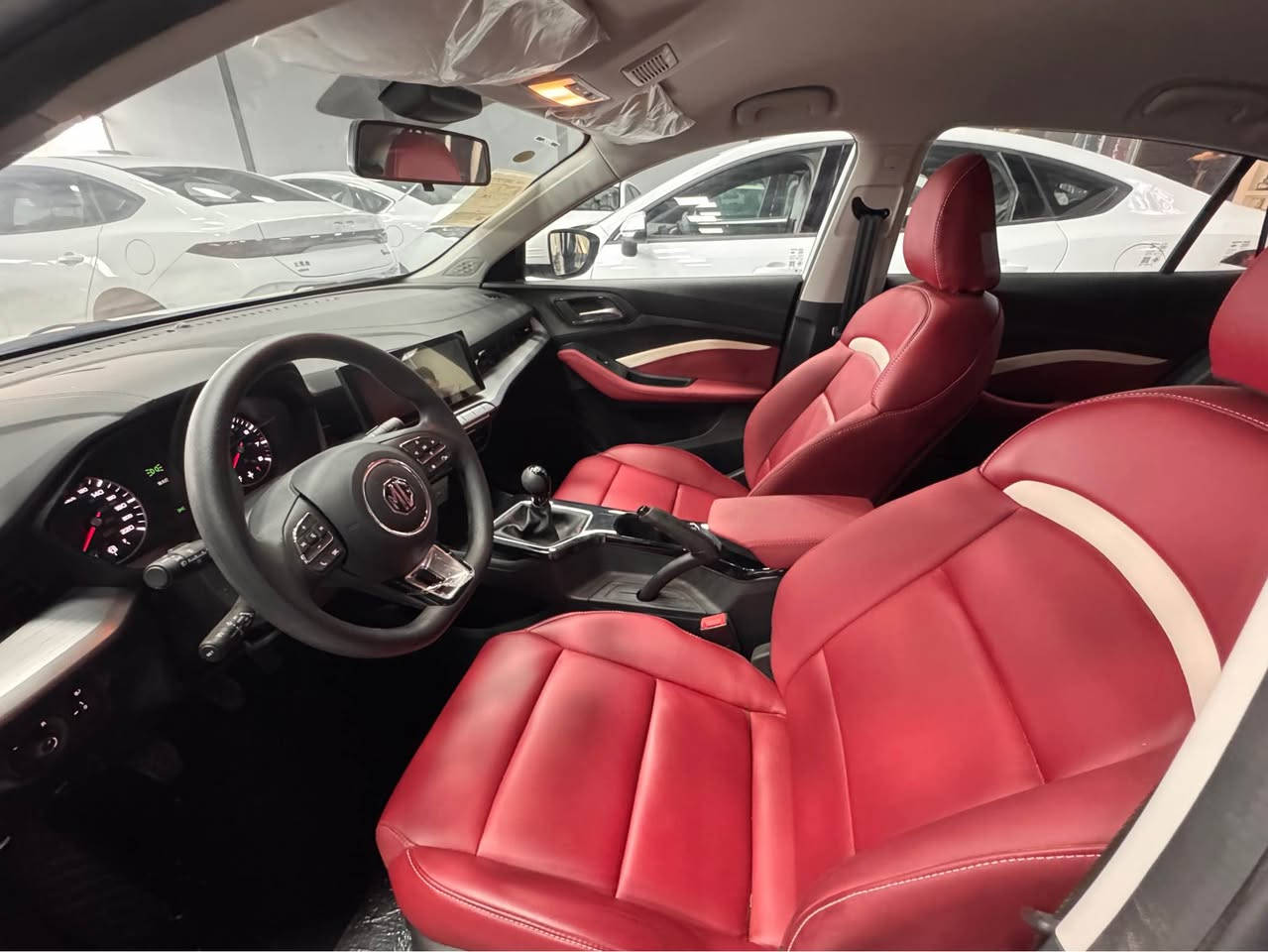 ئێم جی  MG GT 2025 Sport گێڕ عادی
ناو.سۆر.ناو.سپی.بەردەستە🔥🔥
مواصفات.بەصمة.شاشەوكاميرا.حساس.
ئاوێنە ئیشارەت.لايت زينۆن.  ڤۆلیۆم
مكان : أربيل.  ١٠٠ متری معرض تۆپ کارس
سعر.99$
موبایل..*********** أربيل, العراق
