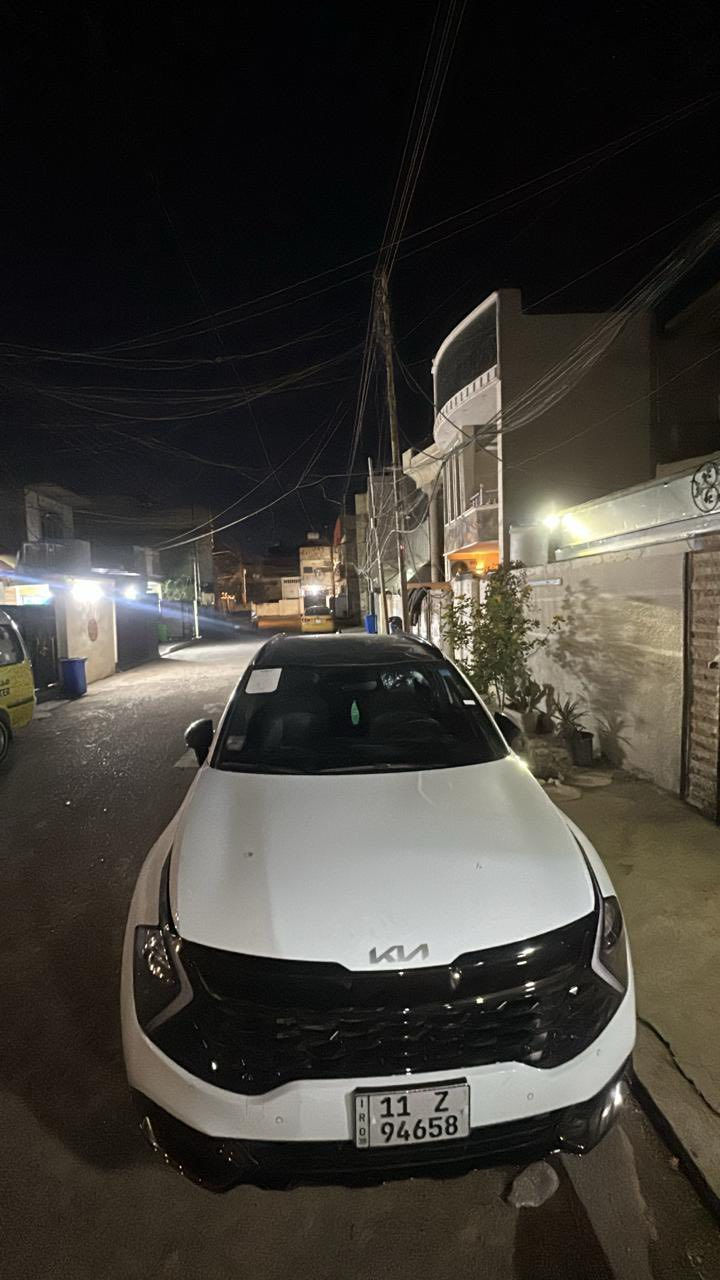 السلام عليكم للبيع السعر 255
كيا سبورتج 2025
بلاك ادشن Black Edition
رقم بغداد الجديد  باسمي تحويل مباشر
مكفوله كفاله عامه من الدعاميه للدعاميه كفاله المكان بغداد
ماشيه 5000  كيلومتر فقطط
مواصفات الفول 1/1 كل مواصفات السبورتج خليجي موديل  2025
سعة المحرك 2.0Lمرتبط بناقل حركة أوتو  حساسات اماميه و خلفية لايت زينون + LED
كشافات بك لايت LED حجم الاطار ماسحة خلفية اريل نفكيتر  بصمة تشغيل عن بعد فتح الصندوق كهرباء  دشلول شاشة Apple Car play كاميرا دوارة  المقاعد جلد + الداخل زيتوني حركة المقاعد الأمامية كهرباء تدفئة المقاعد الأمامية 
تدفئة المقود Drive Mode فحص أنظمة السيارة  حساسات ضغط اطارات 
مقود جلد حياكة  شفتات مقود
قطعتين تبريد هاند بريك كهرباء أوتو هولد مانع الانزلاق نظام نزول المنحدرات  اشارة في المرايا الجانبية للتنبيه مخرج منفذ الطاقة Bluetooth 
شاحن هاتف Wireless 
هاتف ***********
