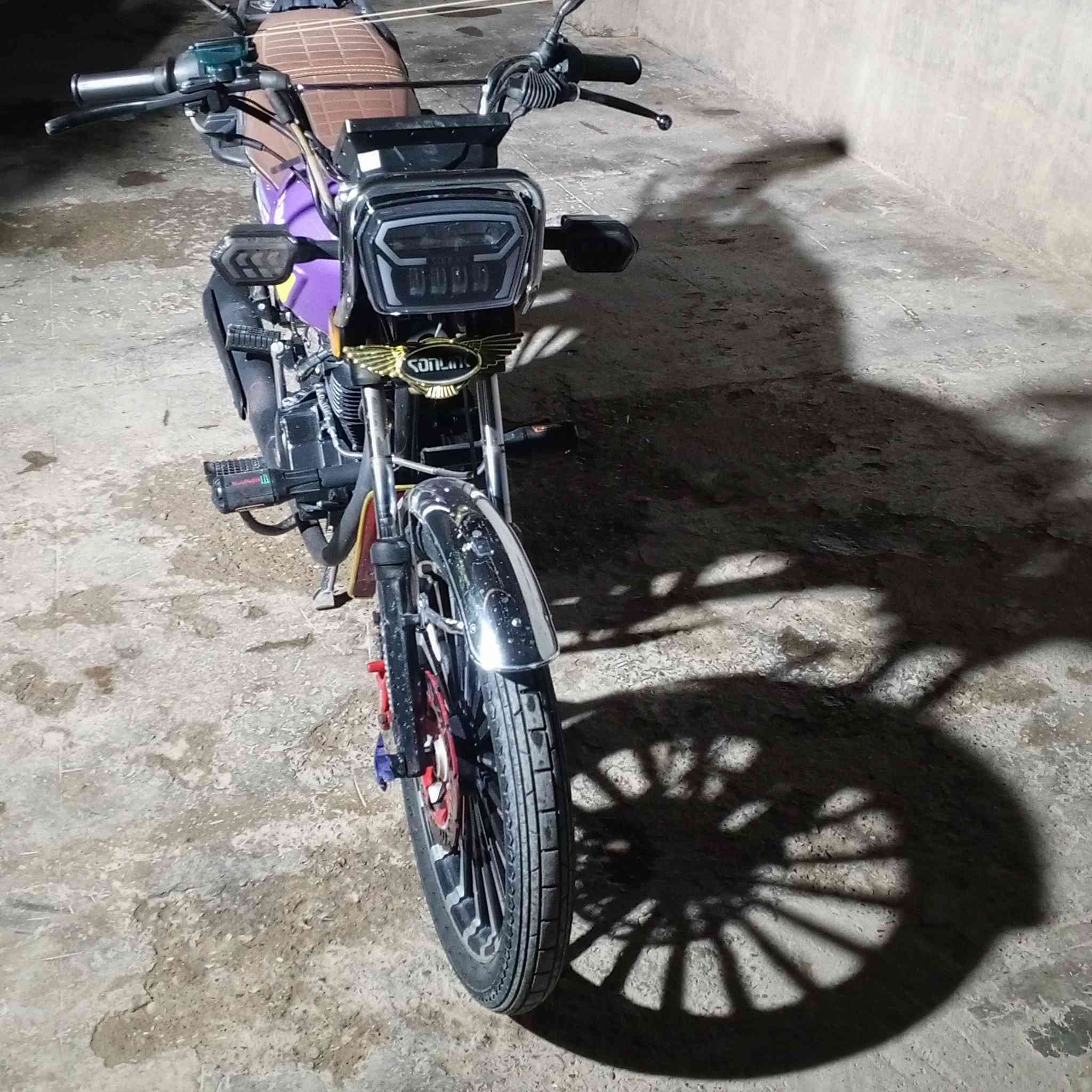 اسلام عليكم موطور سيفان سونك البيع موديل 25 نضافه فول كامل موصفات مكاني منصوريه الجبل السعر خاص الشراي يتصل عل رقم***********
