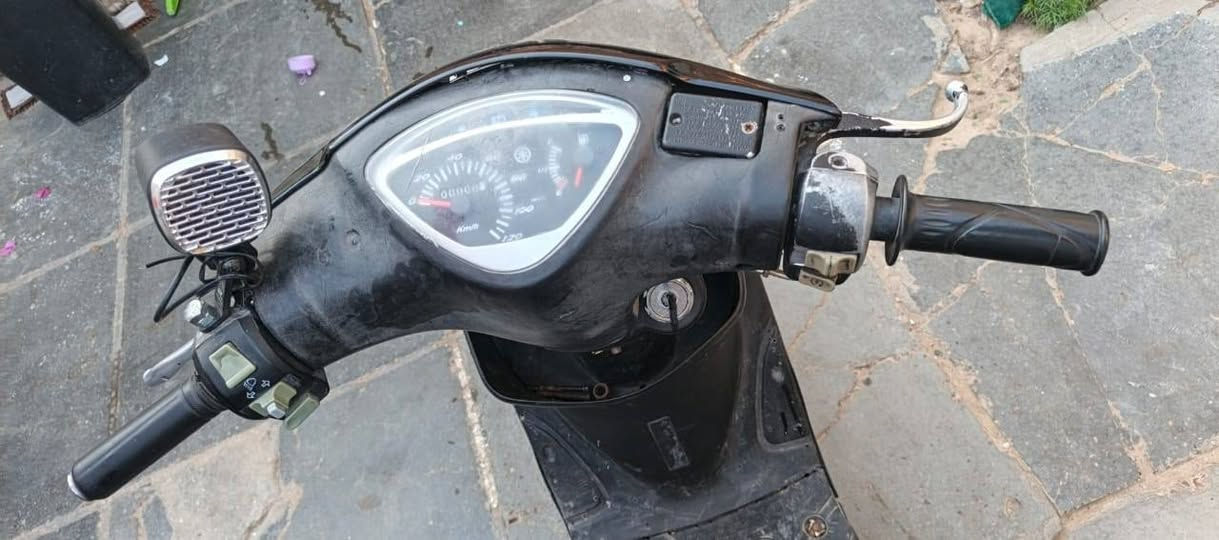سلام عليكم ماكس عدله سعر 375
دراجه كفرات اصليه كلها مختمه صالصنه اف ام اصليه 

مكينه شلعه معدل فول مكينه مكفوله بيها نقوصات بسيطه 

عنوان بغداد الشعله هاتف ***********
