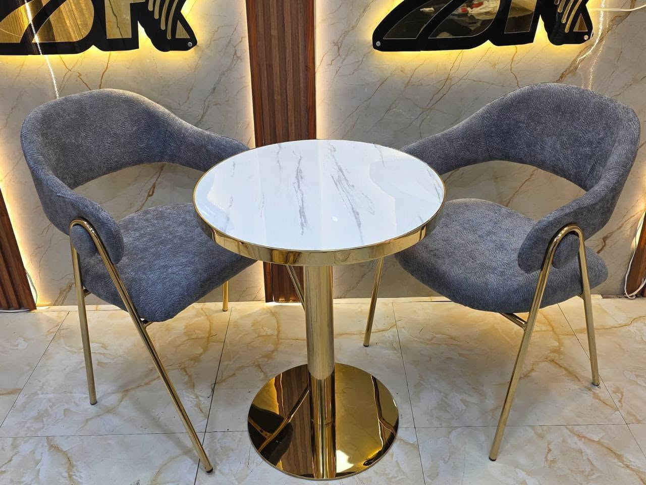 سيت استراحة ذهبي 
التعبأة 2 سيت بالكارتون  
 سعر السيت 170  الف


**إذا كنت صاحب هذا الإعلان وتريد حذفه لأي سبب، رجاءا أرسل رسالة إلى الدعم الفني**