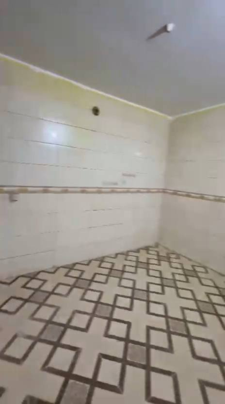 دار للايجار في منطقة زيونة المساحة 150 متر كلاسك يحتوي على 4 غرف نوم استقبال مطبخ كراج سيارة للاستفسار اكثر
*********** اتصال
