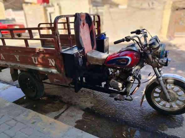 جمره موديل2016 رقم و سنويه  باب وره موجود محرك امتير  ***********بي واستاب سعر750
