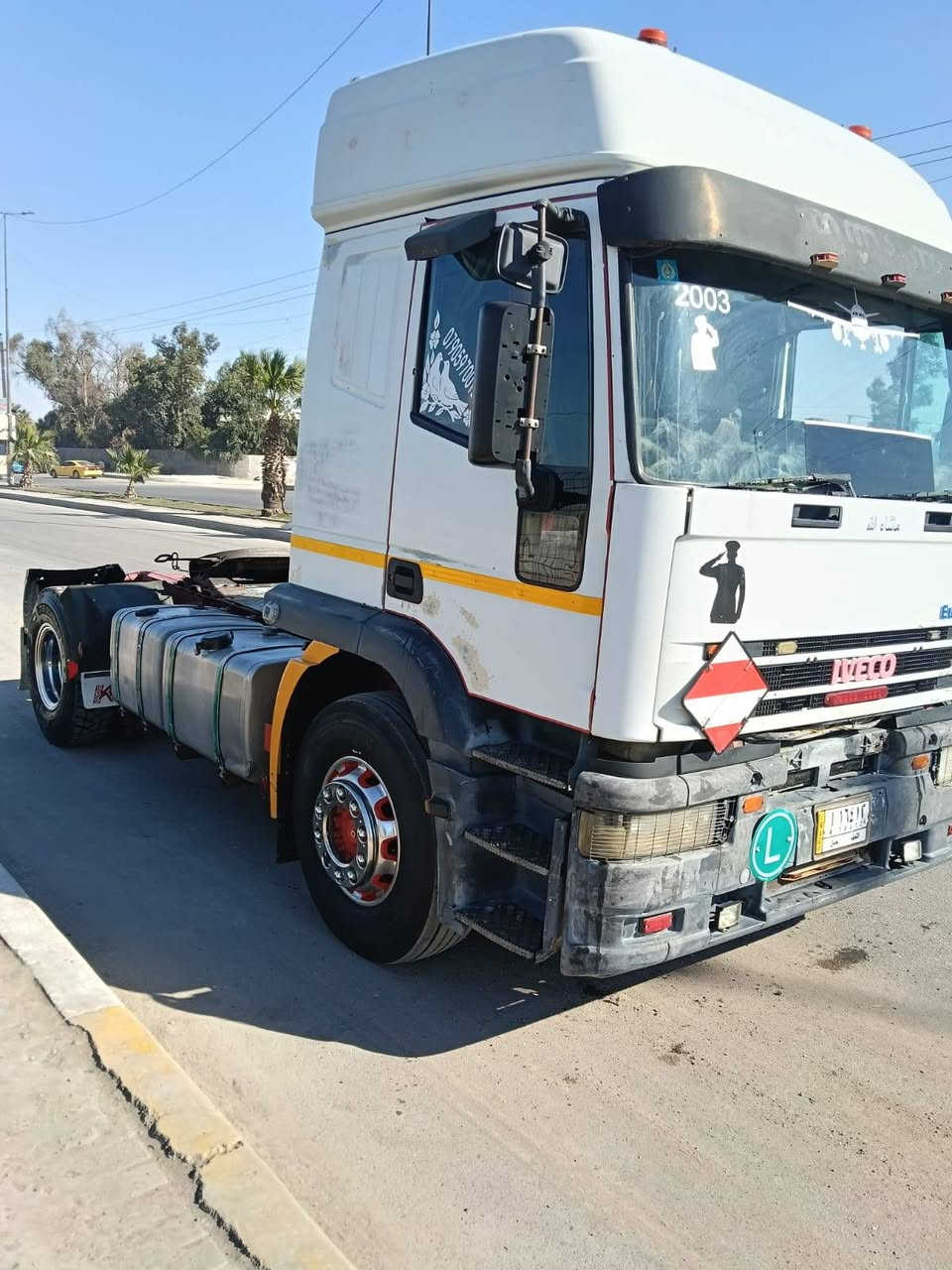 افيكو راس تريله سبرنك مواصفات خليجي موديل ٢٠٠٣ رقم نجف سنويه جديده مسجله فلات مكينه حجم ٣٧ بم ونوزل المرغوب كير حصيره كفخ المكينه السوده بيهه مواصفات مال دوله سياره جاهزه للعمل تخم تاير باتريات جدد مكانها بغداد الطالبيه ***********
