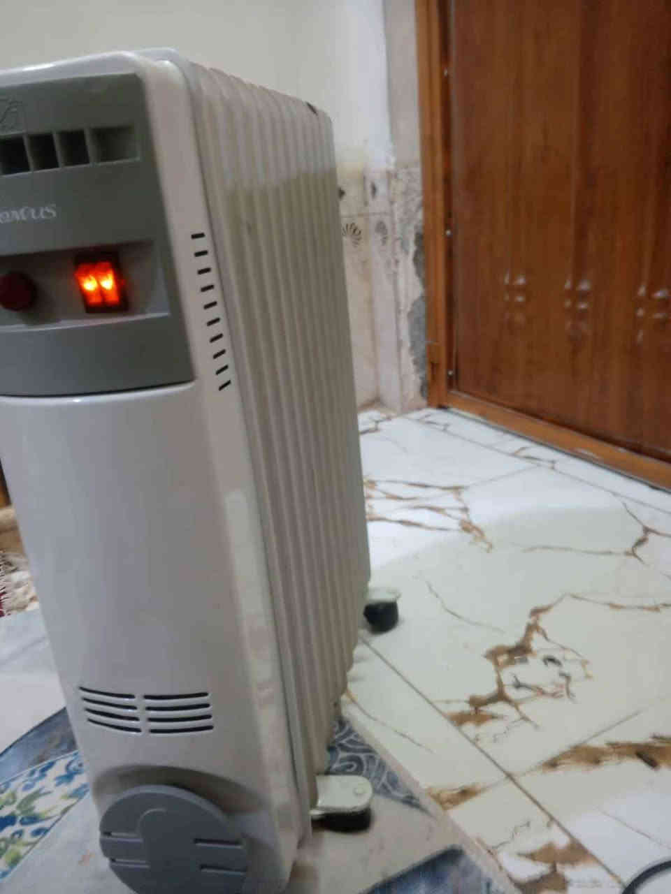 صوبه زيتيه كامله ١٢ خانه شرط شغل سعر٣٠ مكاني ناصريه حي فداء *********** للإستفسار  صوبه تجي دبل هيتر ناصرية, ذي قار
