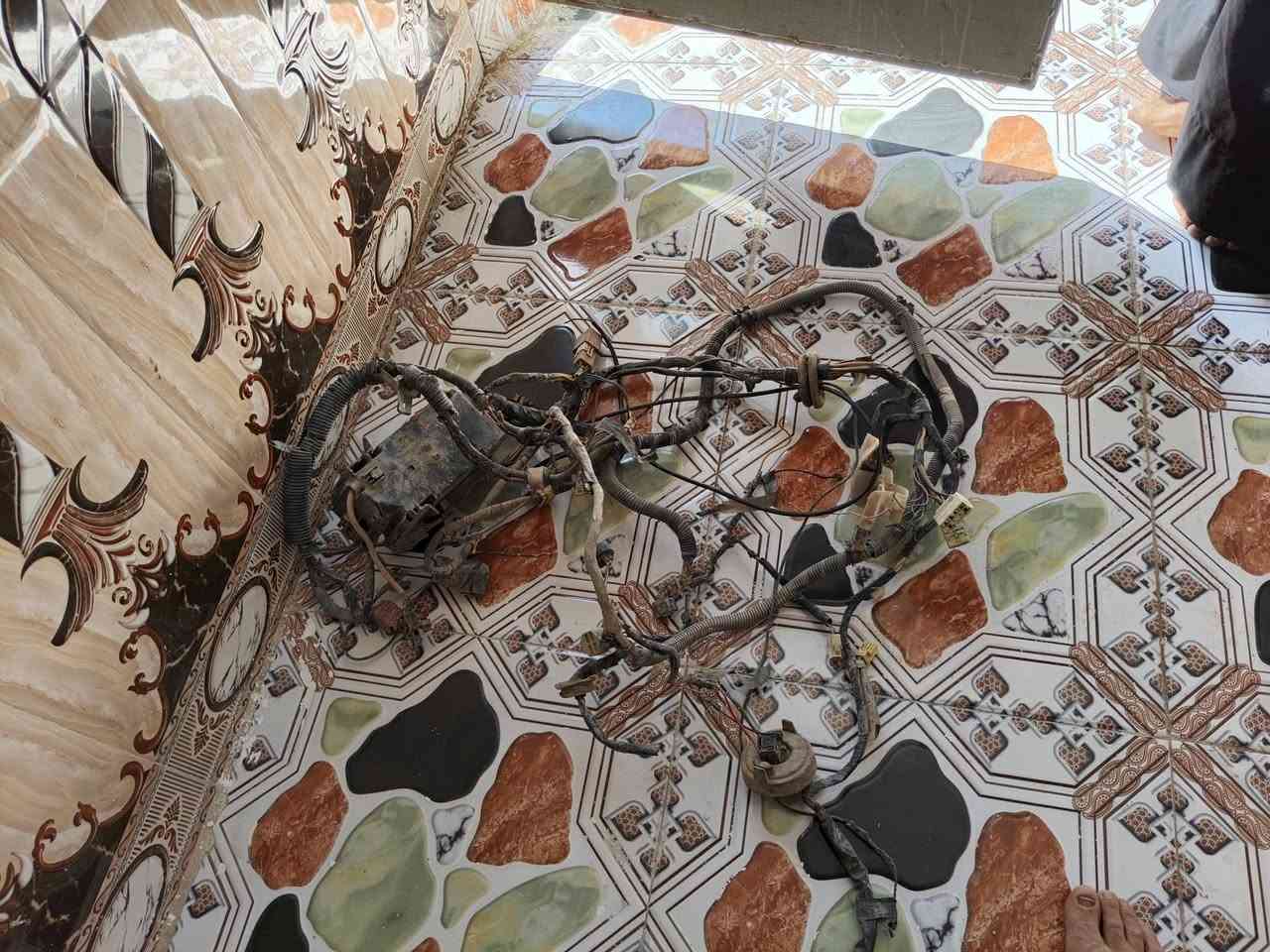 سلام عليكم تفصيخ جمره ٢٠٠٤ ضفيره بلاديه كشن ودرع ودواخل يسره بلاد صلي شريكه *********** شراي يتصل مكان ميسان لعماره مكلف بنشر
