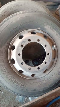 كروم الماني • زوج تايرات • نجف