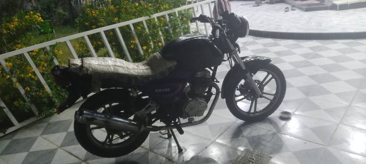 باندا للبيع س250بيها مجال دراجه نضيفه مستعجل علا بيعتها مال جناي تواصل***********
