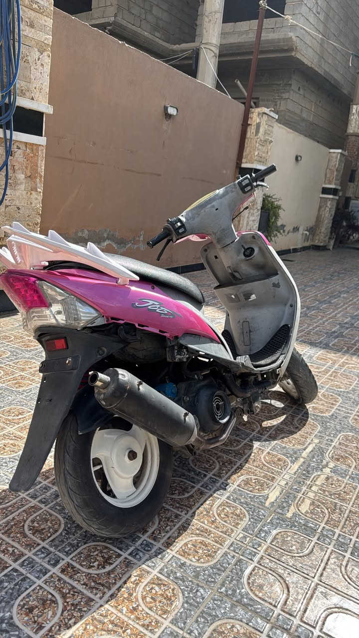 للبيع  نقص بس تريشه اليمنه مكاني شهربان 

***********

