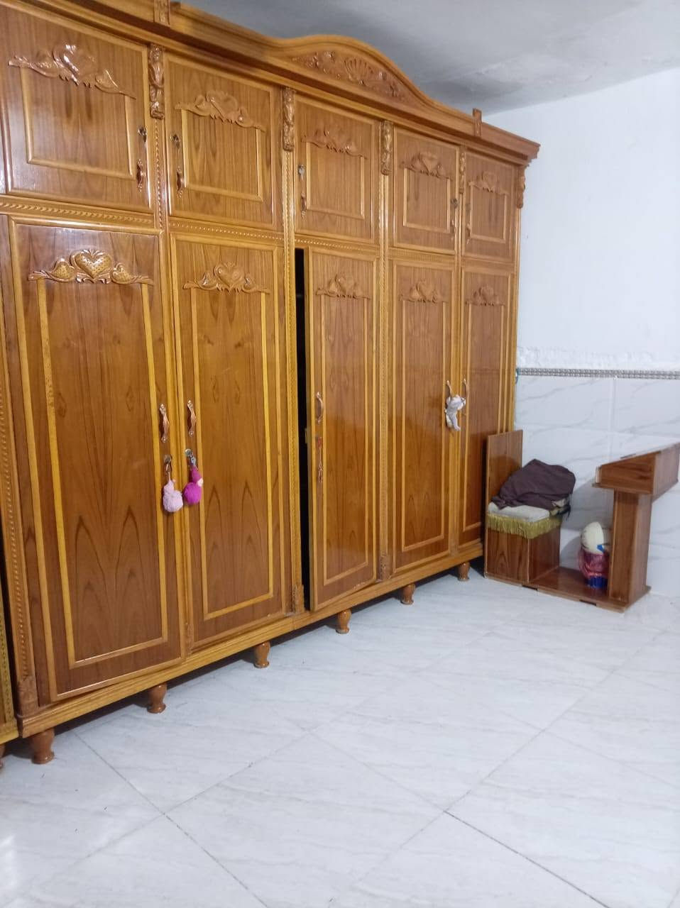 بسم الله الرحمن الرحيم 
السلام عليكم ورحمة الله وبركاتة، بيت للبيع حي السكن قرب ابو ايمان الحداد مساحة البيت 50 متر مشتمل سعر 20 مليون وبي مجال الاستفسار اتصال على هذا الرقم 
الحجي ابو فاطمه: ***********
