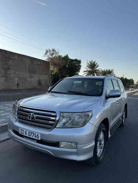 السلام عليكم الاندكروز 2011 ستينيه اصل فول مواصفات فتحه كشنات كهرباء  كشنات جلد شاشه تحكمات جهتين فول السياره صبغ جاملغ  خلفي فقط باقي السياره مكفوله كفاله عامه وسونار المندلاوي بل منشور السعر278 وبيها مجال رقمي ***********
