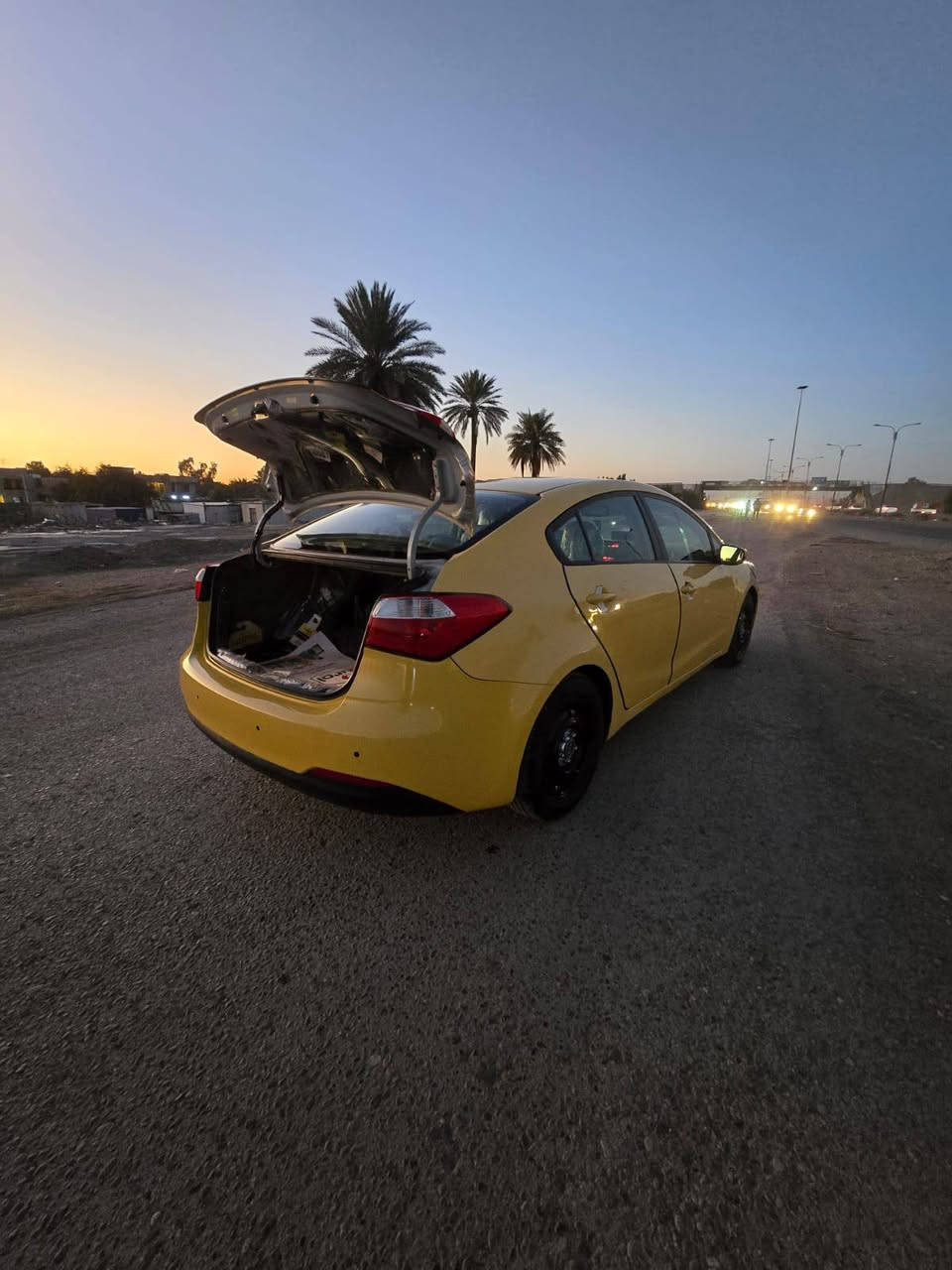 السلام عليكم فورتي موديل 16 للبيع موارد امريكا حادثها جاملغ نفسه مرجعيه ماشي 140 سياره جاهزه للاخير تبريد تدفه صدر امامي صدر خلفي محرك وكير كله جديد تخم تايرر
العنوان بغداد
***********
***********
