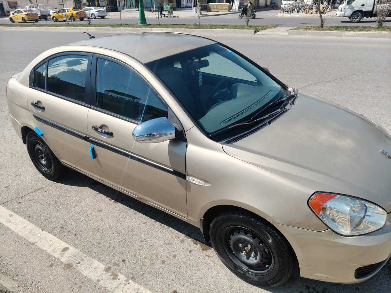 السلام عليكم ورحمه الله وبركاته اكسنت وارد امريكي محرك 1600 كير اوتوماتيك كير أو محرك شرط طخم تغير جديد بيها قطعه وحده صبغ سنويتها 2027 تسقط السعر 82 أو بيها مجال للاستفسار اكثر الاتصال برقم ***********
