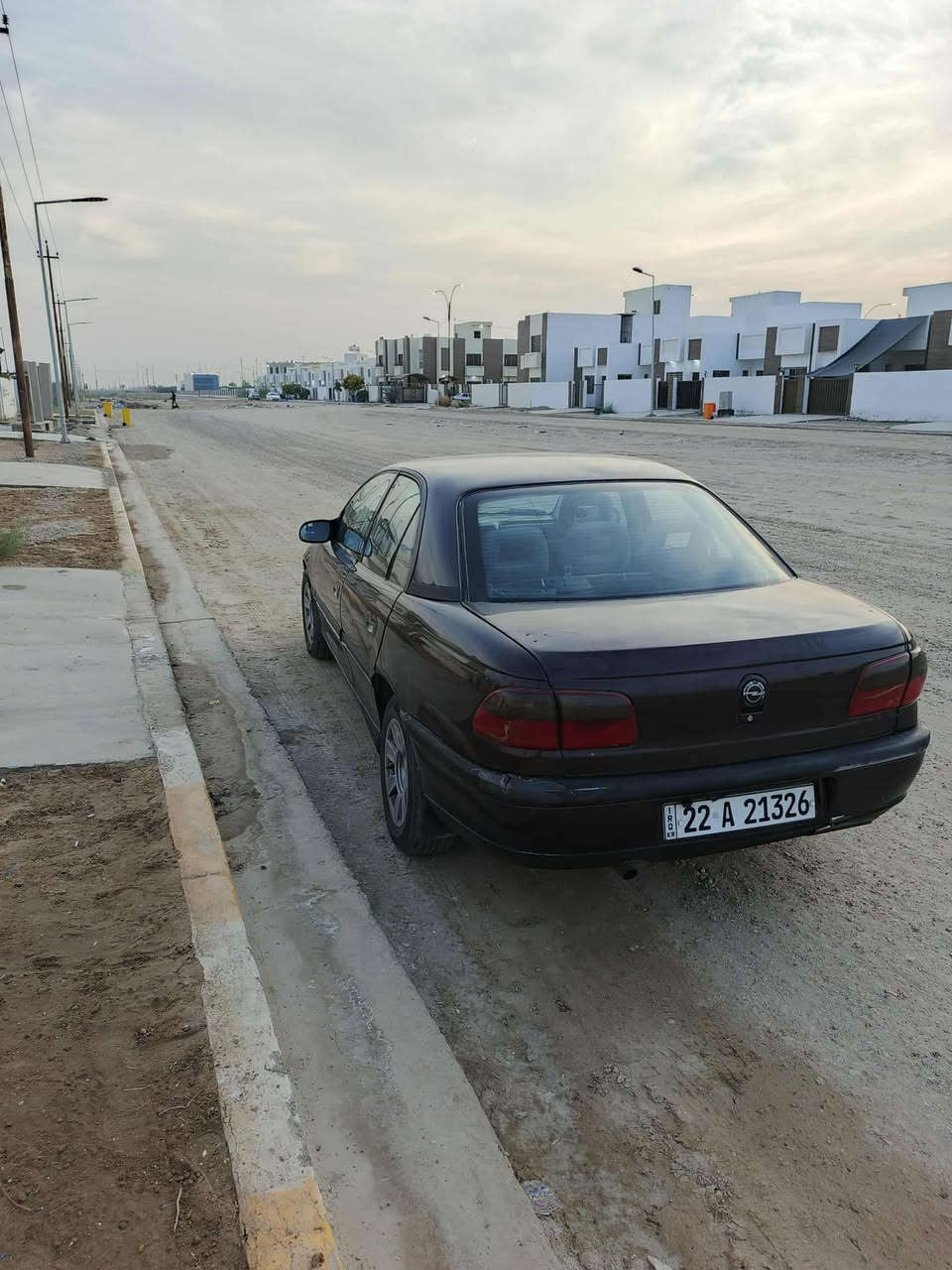 السلام عليكم. 
للبيع گير عادي محرك جديد سيارة جاهزه بأسمي(شرط ترايك للبصره) تدفئة تبريد بلادي السعر37$ العنوان فلوجة حي الرسالة الشراي يجي يشوف ويعامل وبلخدمة الخاص مفتوح


**إذا كنت صاحب هذا الإعلان وتريد حذفه لأي سبب، رجاءا أرسل رسالة إلى الدعم الفني**