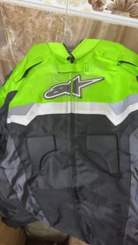 قميص دراجين • مقاس XL