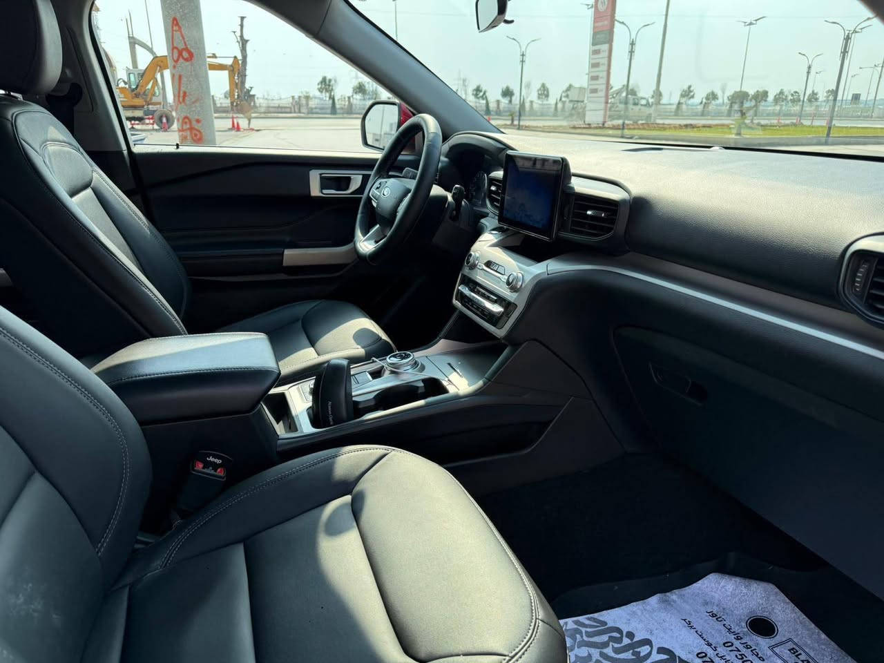 Ford Explorer XLT 2023 4WD
السيارة نظيفة جدا مابيها اي نقص شغل واطلع 
ماشية  30 الف ميل 
مرقمة أربيل رقم جديد بإسمي
سنوية جديدة صالحة لغاية 2030
هزة لحد شهر 9 - 2026
الضرر مثل ماوضح بالصور جاملغ ايمن مصبوغ وبابين مبدلات بالشركة نفس اللون يعني يعتبر قطعة وحده 
بدون ايرباك سليم
شرط الفحص
 بچم كبس بدون ايرباك
رقم الشاصي موجود 
2300 تيربو محرك  
كشن كهربائي 
تدفئة بالكراسي 
بصمة ابواب 
انظمة قيادة 
حساسات امامي خلفي
كاميرا خلفية 
نظام اشعار الاصطدام 
 اطفاء ذاتي
اوتو هولد
مانع انزلاق
فول تحكم ستيرن جهتين
شاشة تدعم Car Play و Auto Android 

العنوان اربيل المربع الذهبي 

السعر : 225$ ورقة وبيها مجال للجادين 

  رقـــم صـاحــب الـســيــارة

‏‭0782 299 7133
