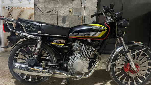 متاح دراجة سيفان سونك الأصلي2024 باب أول أوراق اصولي
(دراجة سلف هندر) 🏍️

(اشاير كاملة  شغالةبس 1 لايت عالي  ناصي  سكن بكلايت) 🚦

 (محرك مكفول من الدخان والنضوح واي شي) 💯

 (مكاني بغداد الراشدية مال حسينية) 🚩

 (سعرهة 725 وبيهة مجال) 💰
واتساب مفتوح رقمي *********** 📨
