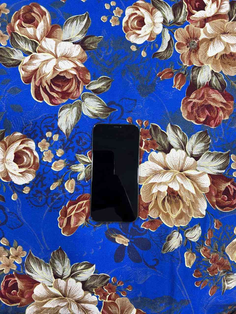�🔥 للبيع – iPhone 13 Pro Max 🔥📱
✨ جهاز نظيف جداً بحالة 100%
💾 الذاكرة: 256GB
🛠 الشاشة: مستبدلة شاشة أصلية
📦 الجهاز مرتب جداً  وحلو 
بطاريه 100 مستبدله اصليه 
💰 السعر: ٥١٠ فقط
📍 العنوان: بغداد – البياع
🚚 يوجد توصيل داخل بغداد

📞 رقم الهاتف: *********** وتساب فقط
