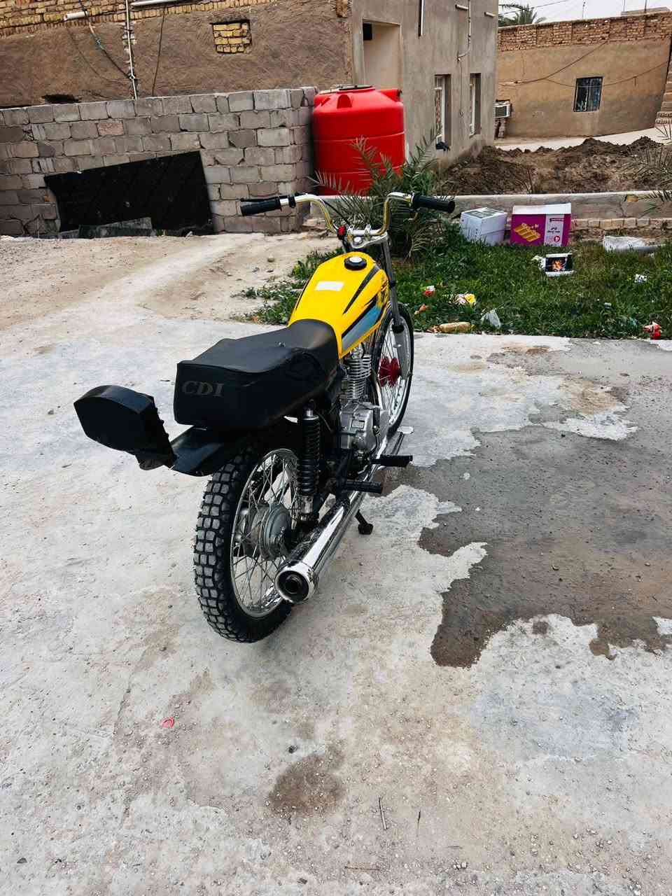 السلام عليكم دراجه نامه تعمير 24وشاصي 20 موجود رقم شاصي بس الوراق ضايعه ابيع كلك السعر  550وبيه مجال ***********
