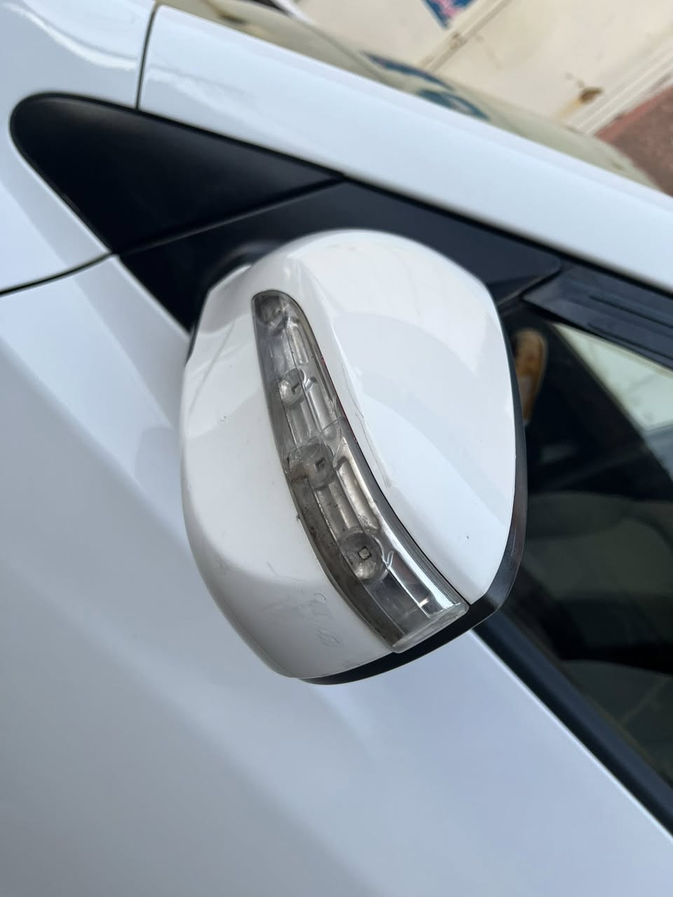 السلام عليكم توسان ١٣ نص فول كامرة حساس خليجي بيهه طخه يم الرقم الخلفي بي صبغ يم الرقم فقط الباقي كفاله عامه من كلشي محرك مفتوح كازيت بالصيف صار بيهه رقم هزة سنويه جديدة بسمي محرك كير مكفول تبريد صدر امامي خلفي جديد تايرات جدد كهربايات شغاله كامله من كلشي مكاني بغداد الكرخ قرب ساحت عدن رقمي ممتواجد خاص اتصال فقط السعر / ١٣٧ رقمي / *********** احمد
