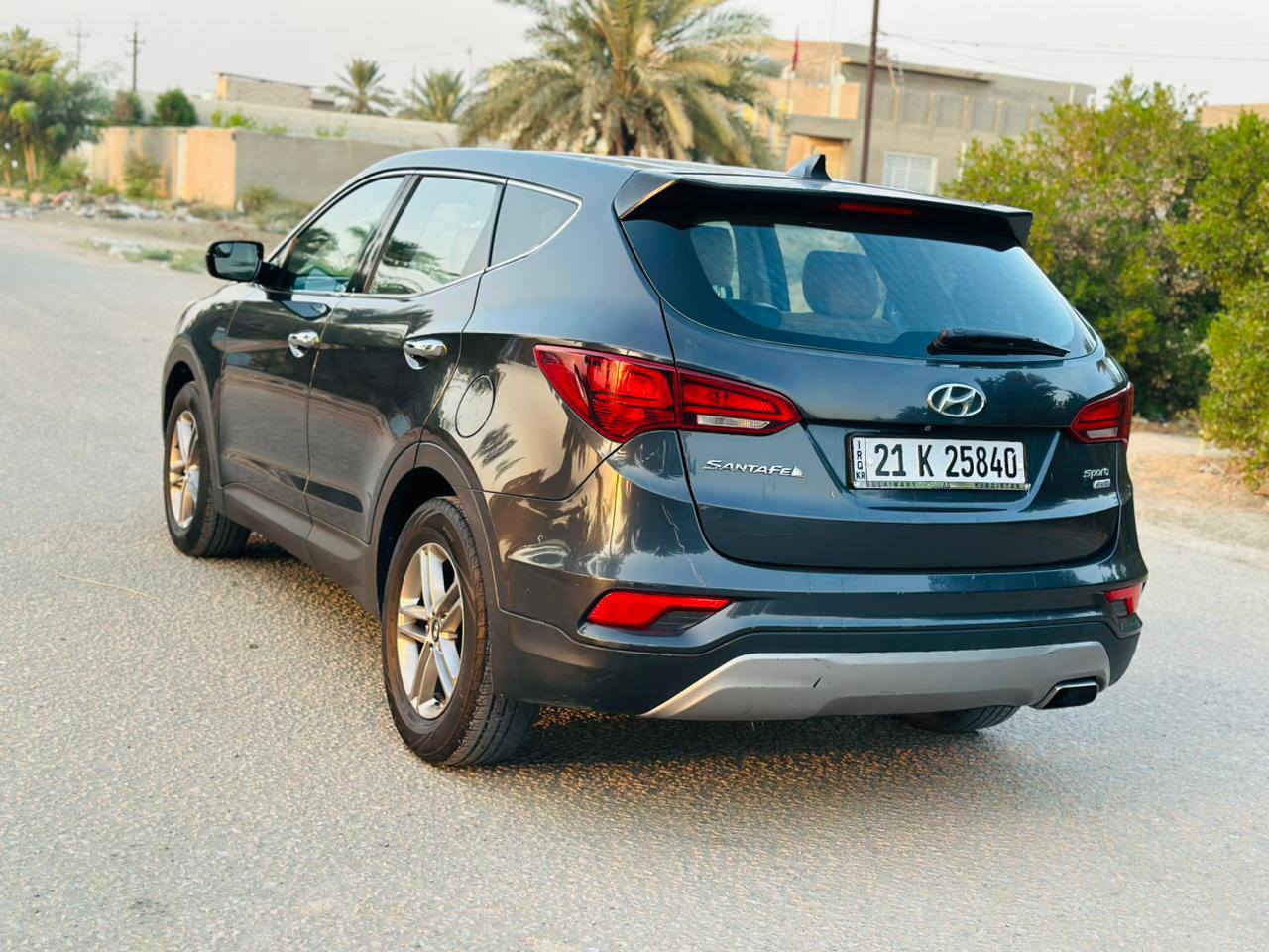 سنتافي وارد امريكي موديل 2017 مكفولة ماعدا البنيد رقم سليمانية مكينة 2400 خمس راكب  السيارة جاهزه 
مكانها بابل القاسم 
السعر 158


**إذا كنت صاحب هذا الإعلان وتريد حذفه لأي سبب، رجاءا أرسل رسالة إلى الدعم الفني**