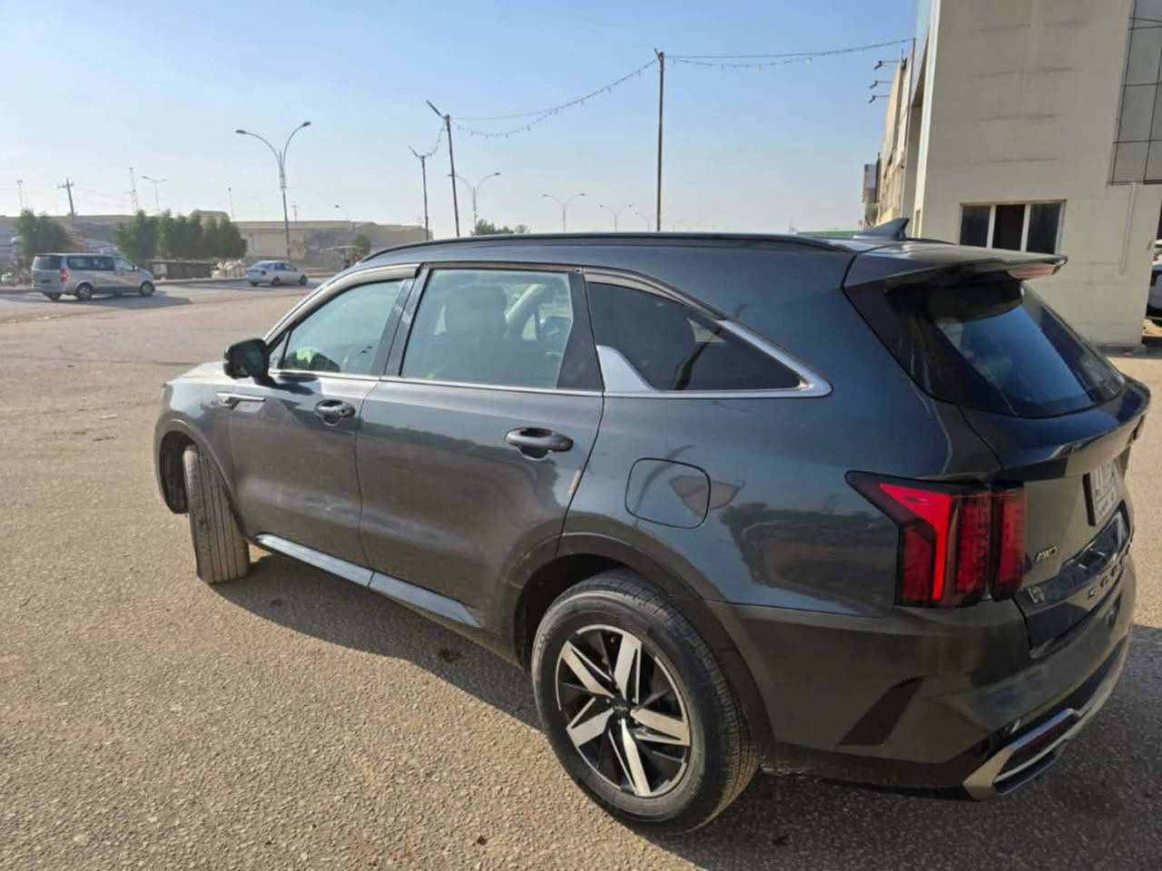 سورنتو 2022 vip
سيارة جديدة وما نقصهة برغي 
فول مواصفات عدى الفتحة 
كاميرات 360درجة 
رادارات 
شحن لاسلكي 
4وضعيات قيادة 
كشنات جلد تدفىة تبريد
كشنات سياحي منفصلة 
لايت 4 عدسات السعر 185 رقم بابل باسمي رقم الهاتف***********
