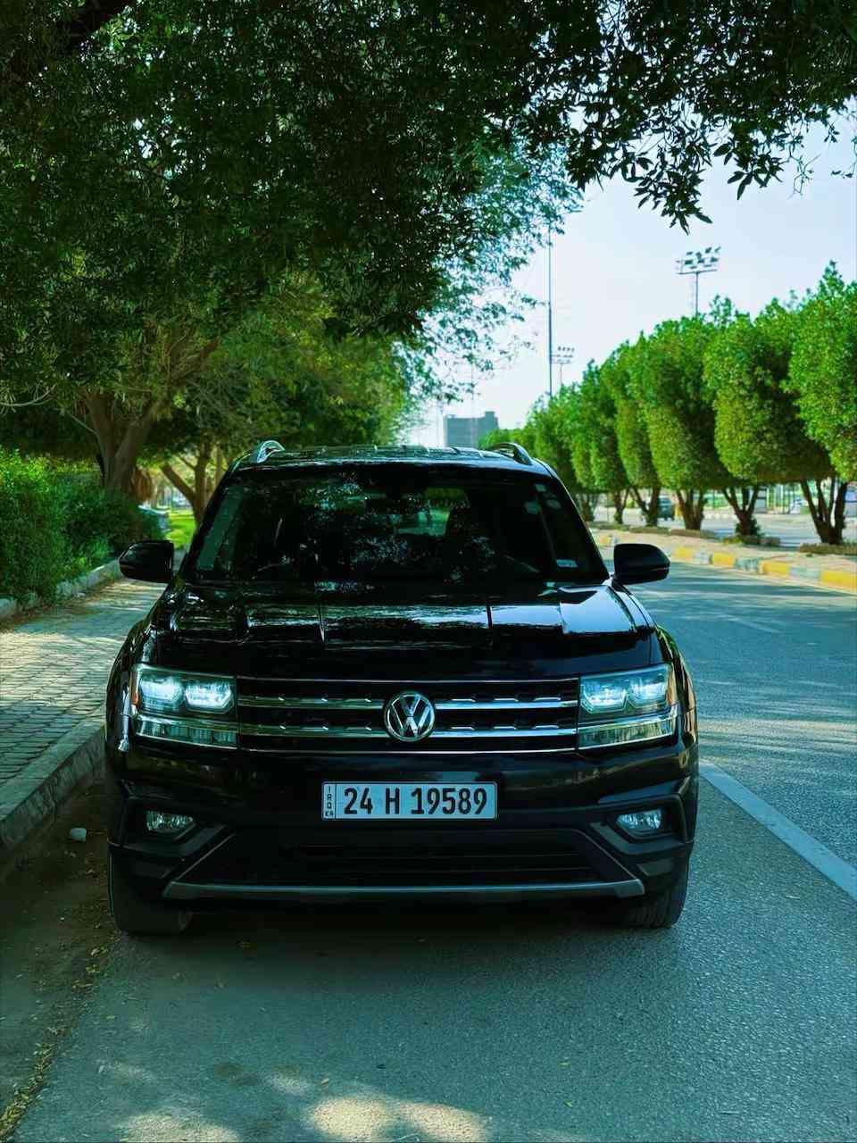 فولكس واكن اطلس 2019 مواصفات se 
حادث قبق جنطه مبدل نفس اللون وبارد بالجاملغ الخلفي بجم كبس 
رقم دهوك بأسمي
بصمه 
7 راكب 3 قطع تبريد
كامره خلفيه رادار خلفي 

السعر 198 وبيها مجال
مكاني كربلاء
***********
