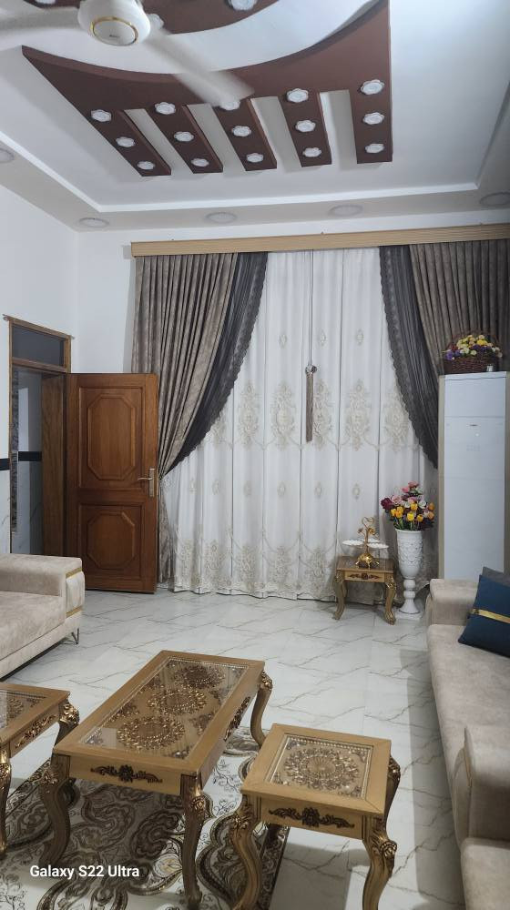 دار للبيع المساحه ٣١٦  النزال ١٢×٣٠ طابقين يحتوي علي ٥ غرف نوم فوق وجوه  و٢ مطبخ ٥×٦ وديوانيه ٢ فوق وجوه ٧×٤ وكراج  سيارة  ميسان حي المعلمين الجديد مقابيل الجسر الزهور التصال *********** عمارة, ميسان
