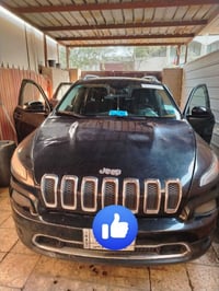 جيب 2016 رقم بغداد ٦ سلندر فول 1 على ١ سيارة جاهزه رقم بغداد تحويل مبا...