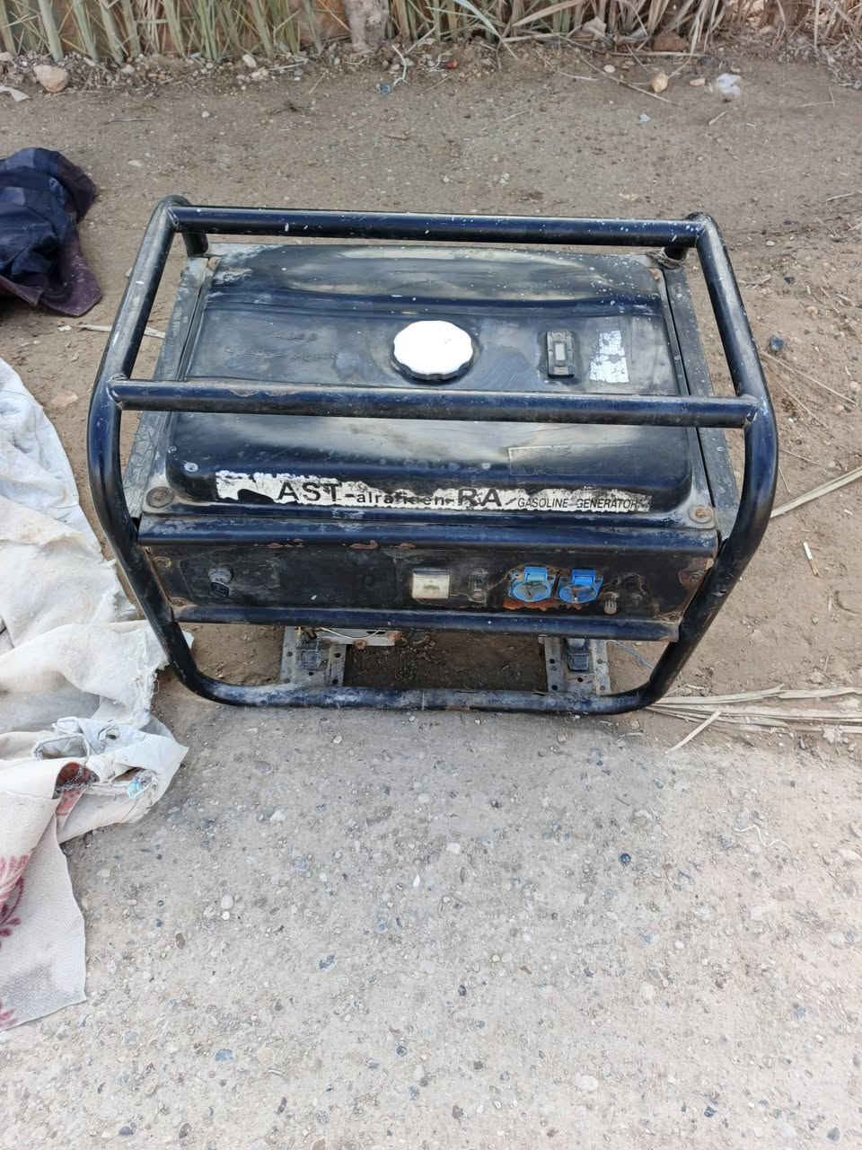 البيع مولد خمسه ونص السعر 250وبي مجال ***********
