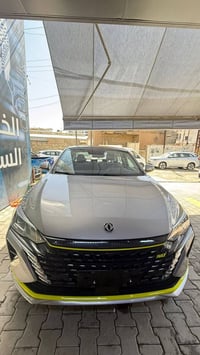 للبيع Dongfeng A60 MAX Hybrid هايبرد  موديل 2024  ماشية 48000 الف  فول...