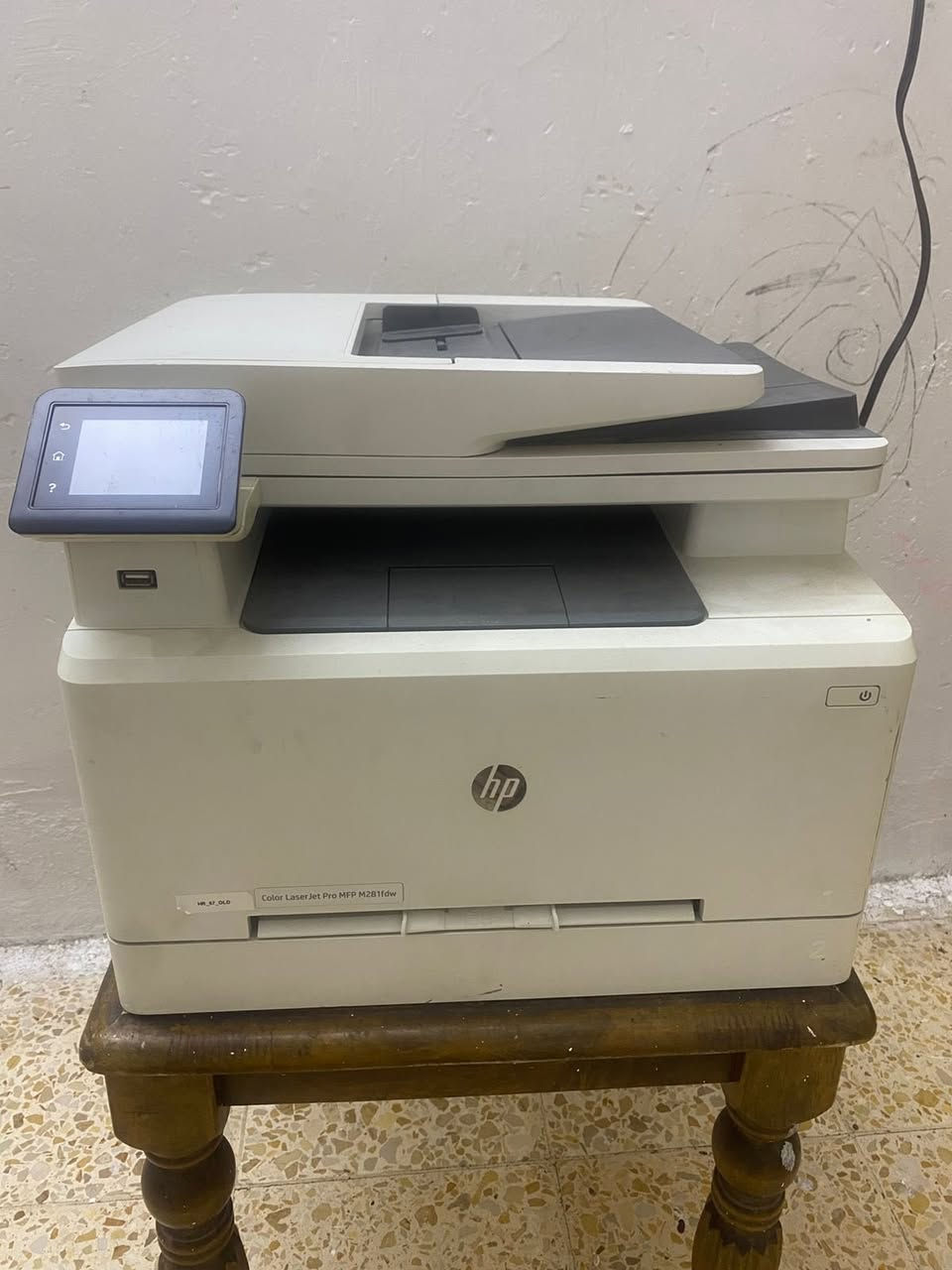 السلام عليكم طابعة HP نوع الحبر ليزرية تشتغل مابيه اي شي او عطل سعر 125 الف مكاني بغداد رقم***********
