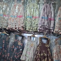 فستان بناتي • مقاس ٥-٨ • كمية٦٠٠