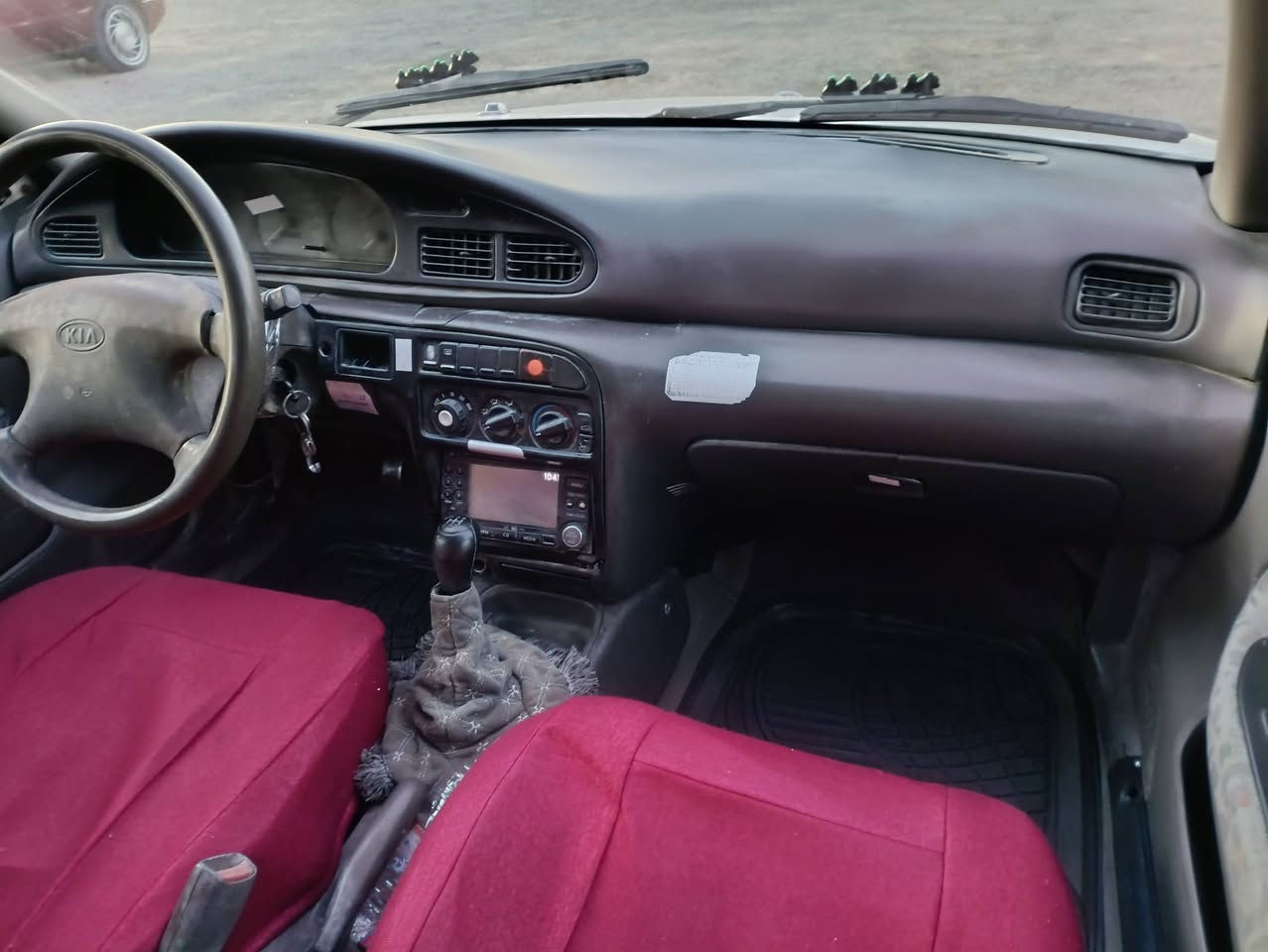 للبيع كيا سيفيا موديل 96رقم بغداد مشروع وطني
تخم تاير داخل نظيف 
سياره مصبوغه الجماليه  بدون اي ضربه وكص
كهربائيات كل شغاله  
محرك وكير مكفولات  السعر 35بيه مجال العنوان بابل الشوملي 
*********** اخوان غير متواجد عل فيس
