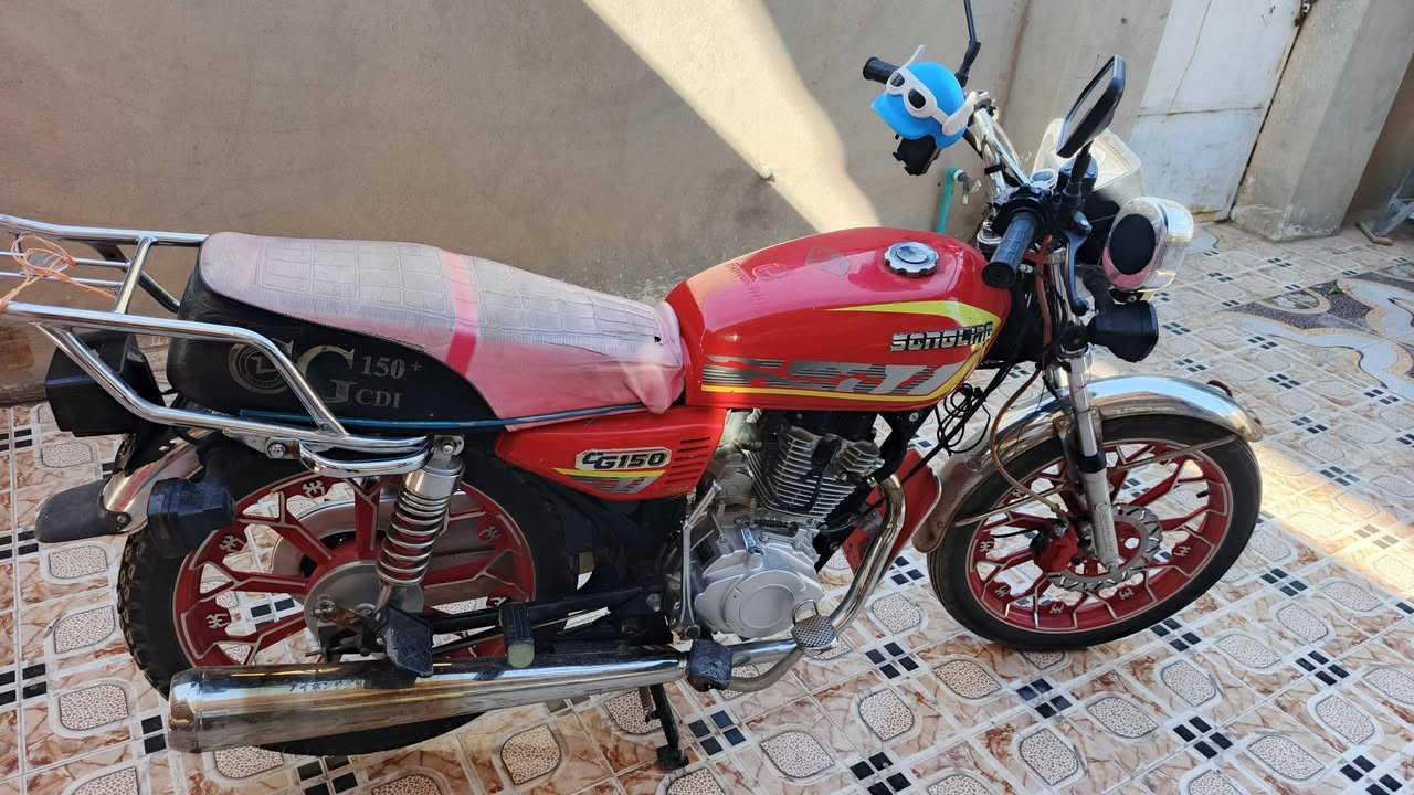 دراجه سيفان موديل 2025كل شغال اوراق بيه سعره 650بيه مجال دراجه نضيفه كلش مكاني ديالى الخالص
***********
